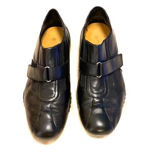 Men’s Cole Haan dress sneaker